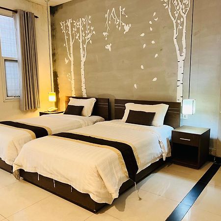Asiban Quay Boutique Hotel Phnom Penh Esterno foto