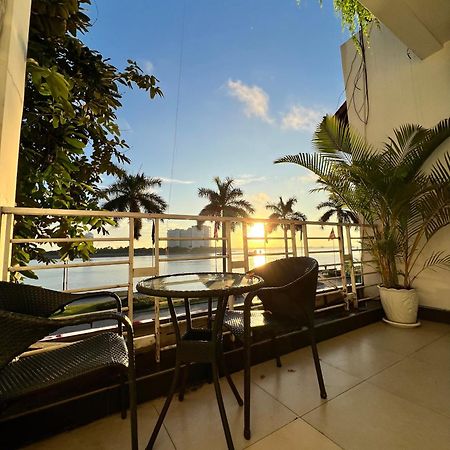 Asiban Quay Boutique Hotel Phnom Penh Esterno foto