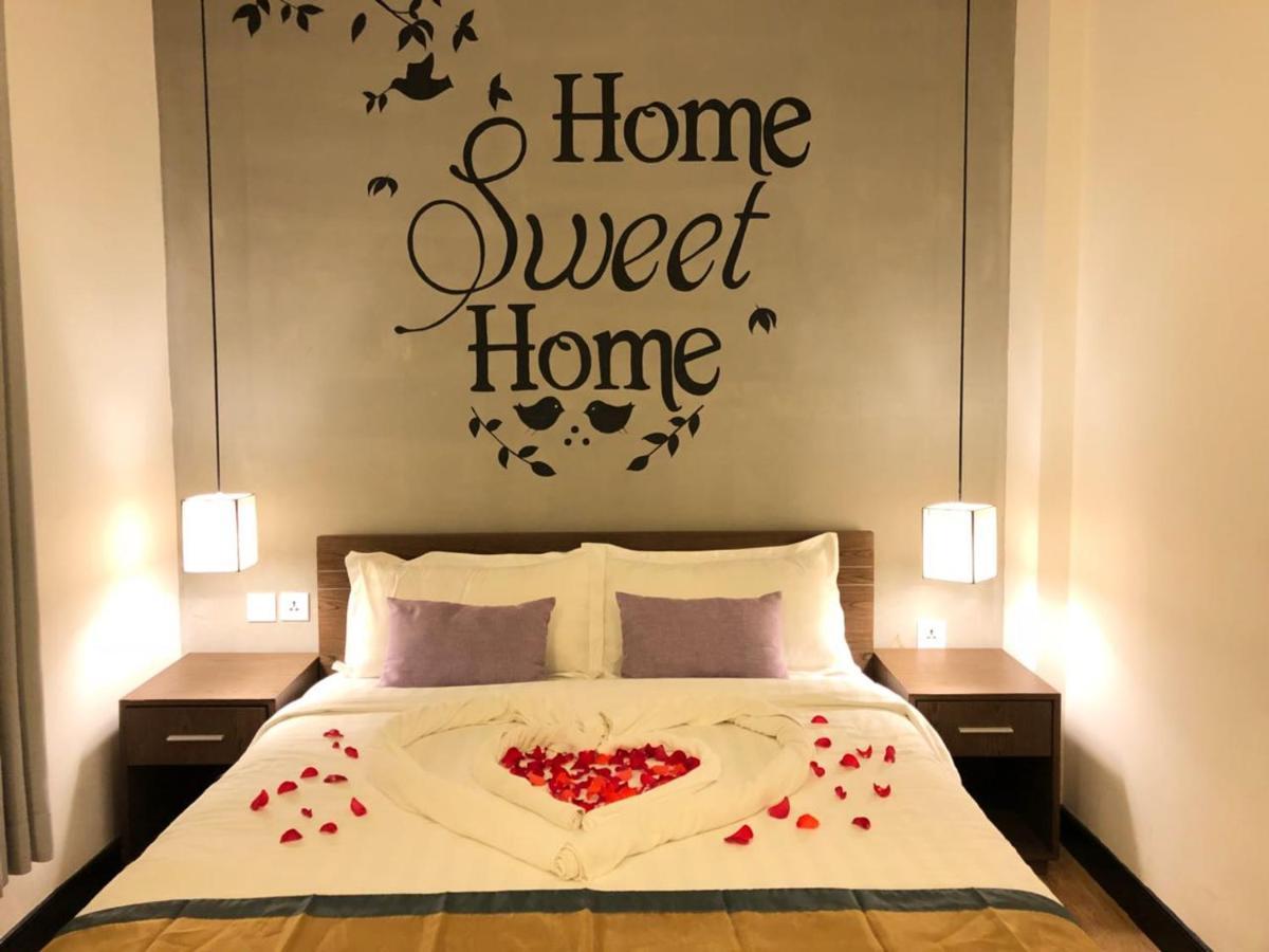 Asiban Quay Boutique Hotel Phnom Penh Esterno foto