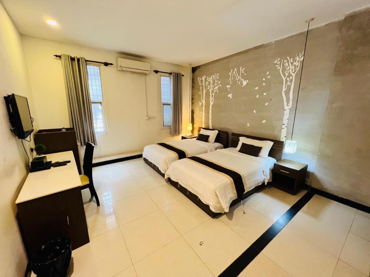 Asiban Quay Boutique Hotel Phnom Penh Esterno foto