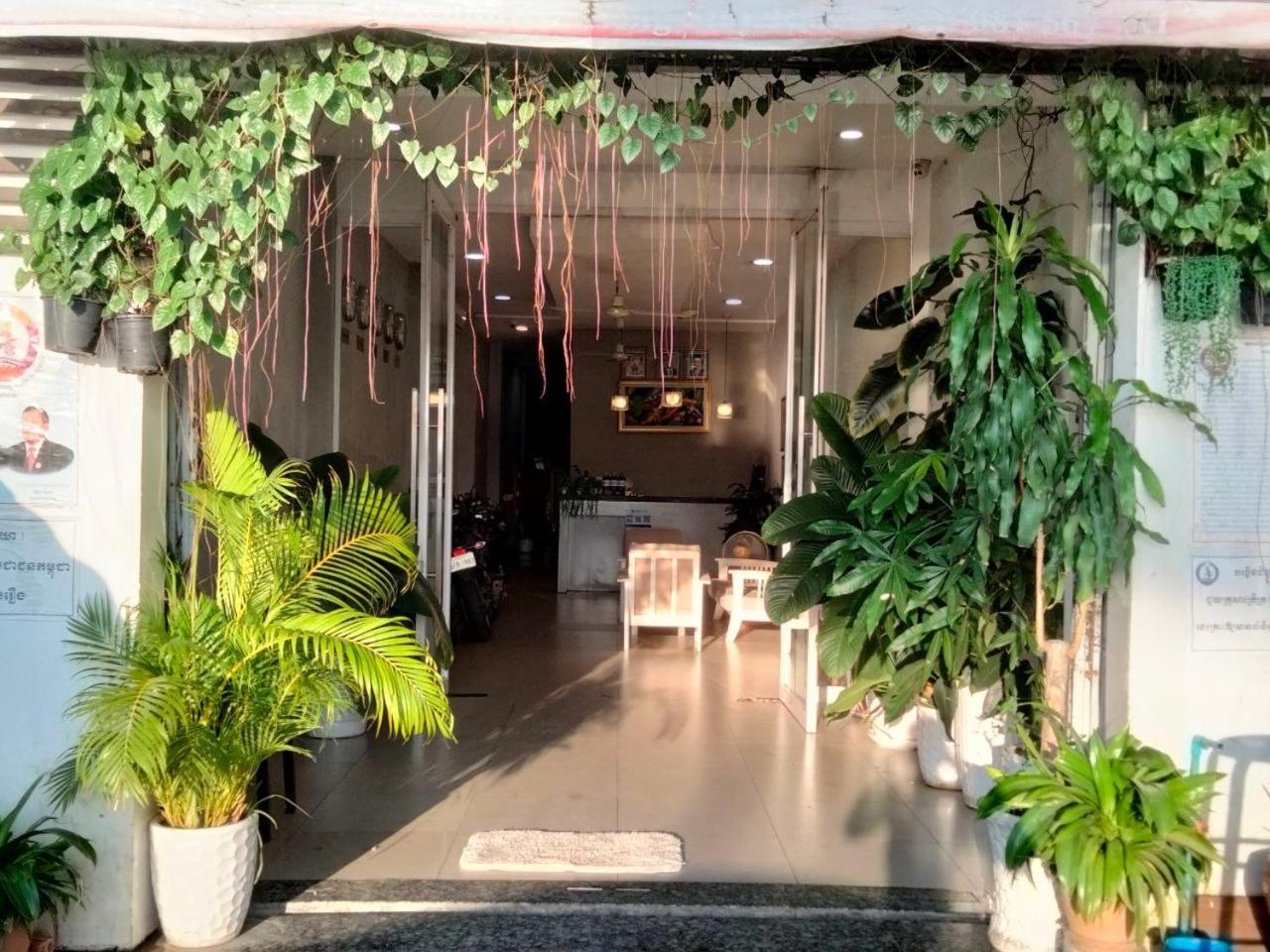 Asiban Quay Boutique Hotel Phnom Penh Esterno foto